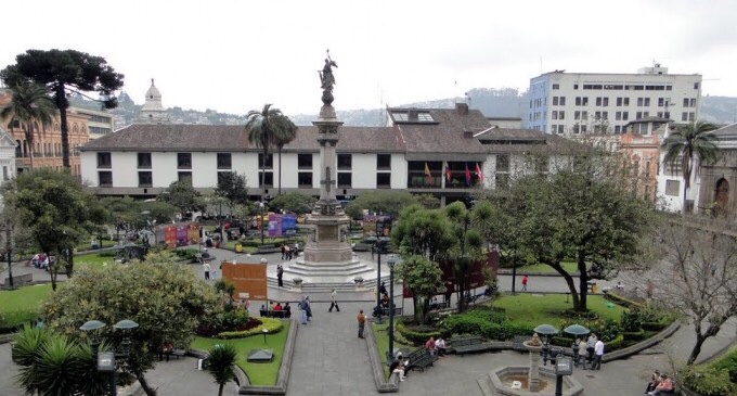 Municipio De Quito Republica Del Banano