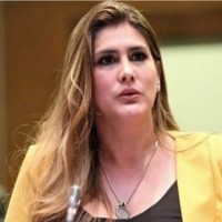 «A ningún niño le amarga un dulce, al igual que a ningún banquero le desagrada un nuevo banco»: Cristina Reyes rechaza venta del Banco del Pacífico